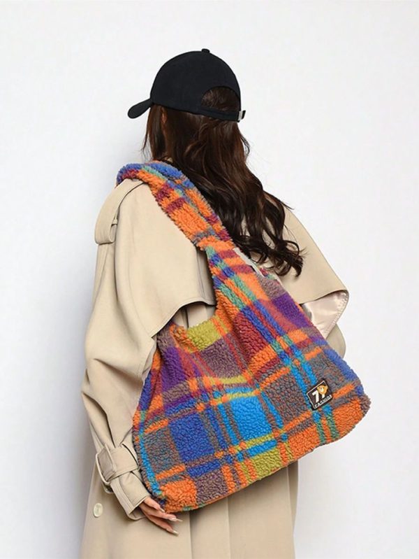 Color Blocking Lambswool Tote Bag