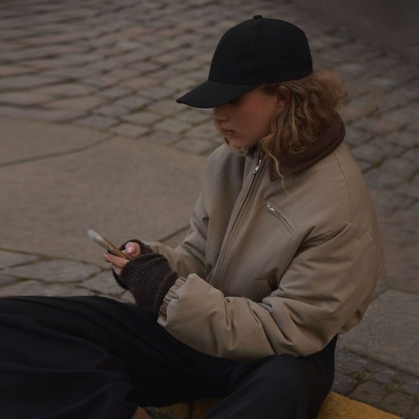 Cropped Contrast Collar Padded Coat