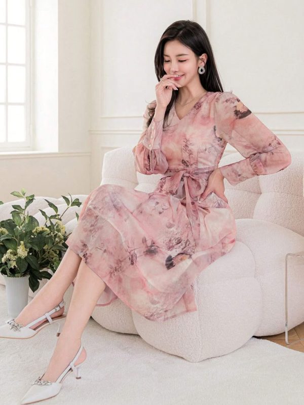 DAZY Women's Printed V-Neck Long Sleeve Dress