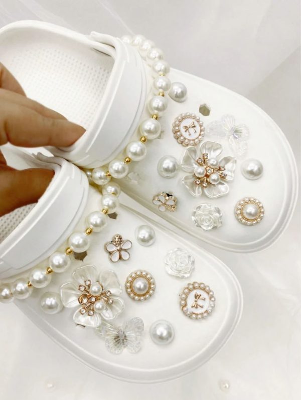 20pcs Removable Vintage Diy Faux Pearl Flower Garden Shoe Buckle & Chain Decoration For Holey Shoes