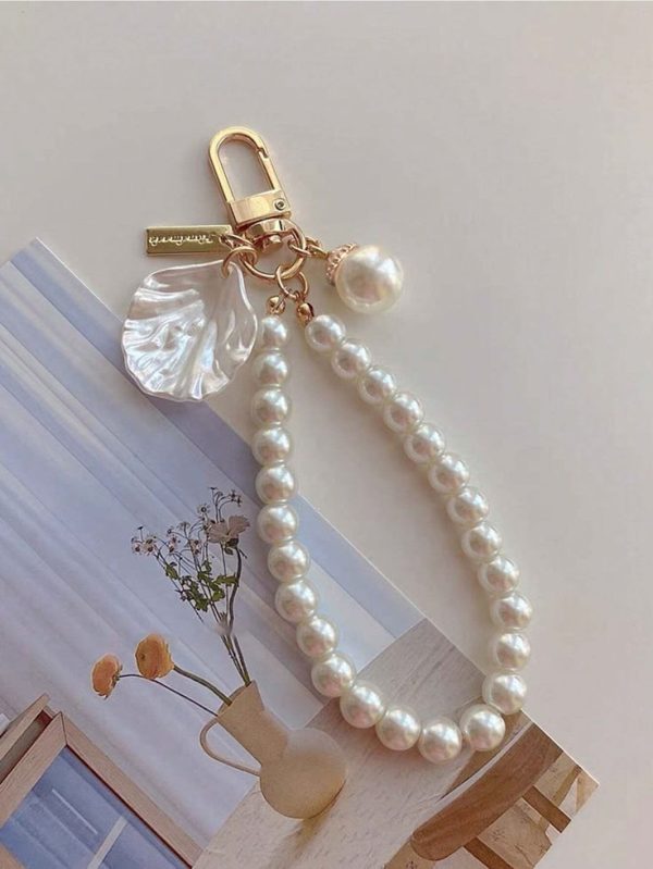 Women Faux Pearl Beaded Elegant Keychain for gifts
