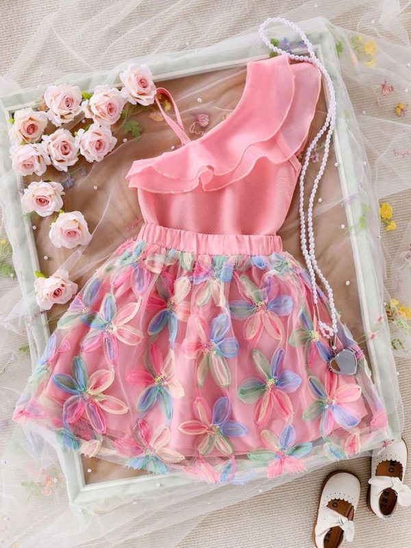Young Girls' Elegant And Lovely Irregular Top And Flower Skirt