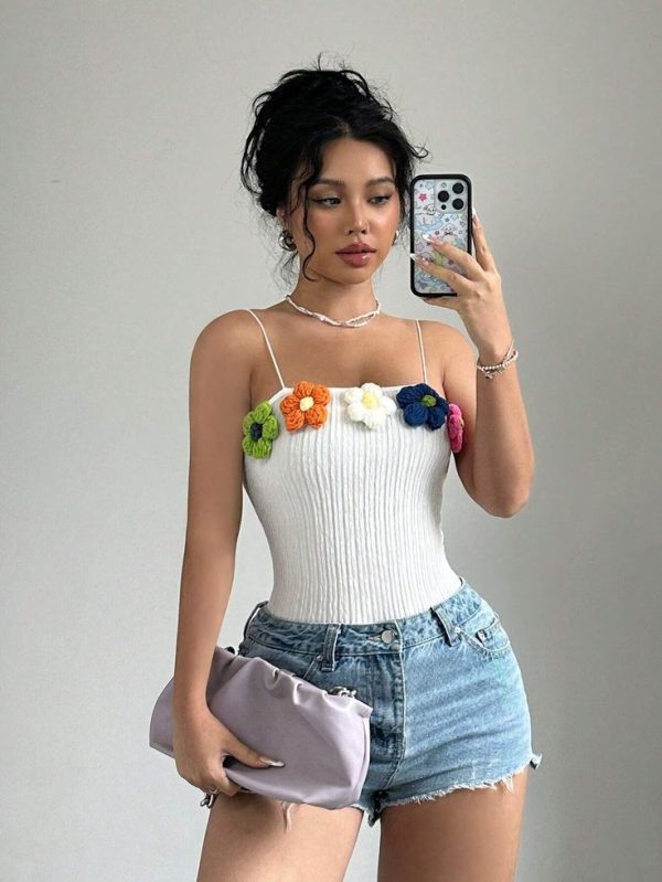 SHEIN Privé Summer Fashion Color Blocking 3D Floral Decor Strapless Bodysuit