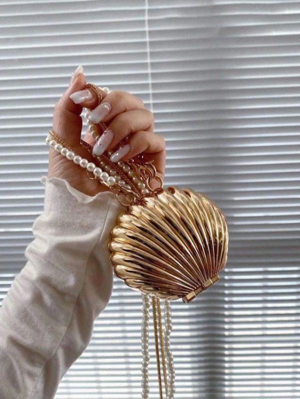 Designer Pearl Chain Women's Crossbody Bag Metal Shell Mini Shoulder Bag Purse Lipstick Bag