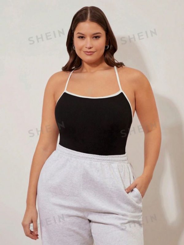 SHEIN BASICS Plus Size Women's Colorblock Backless Cross Strap Bodysuit