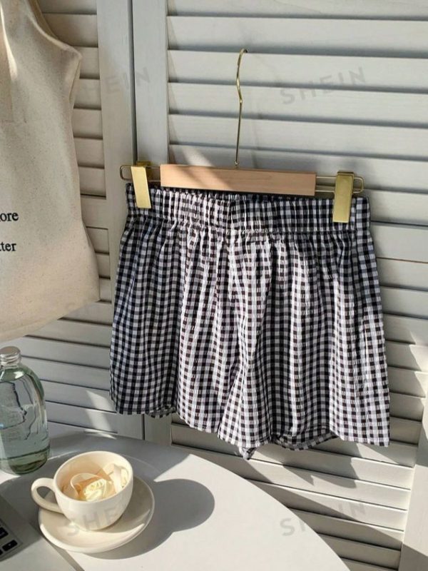 SHEIN EZwear Plaid Casual Shorts With Elastic Waist