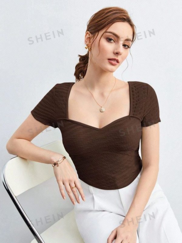 SHEIN BIZwear Sweetheart Neck Solid Tee