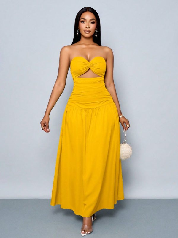Women's Spring/Summer Solid Color Beach Vacation Twist Front Ruched Tube Long Dress