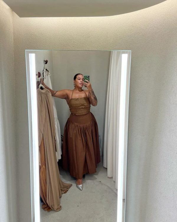 25+ Classy & Simple Wedding Guest Dresses For Plus Size