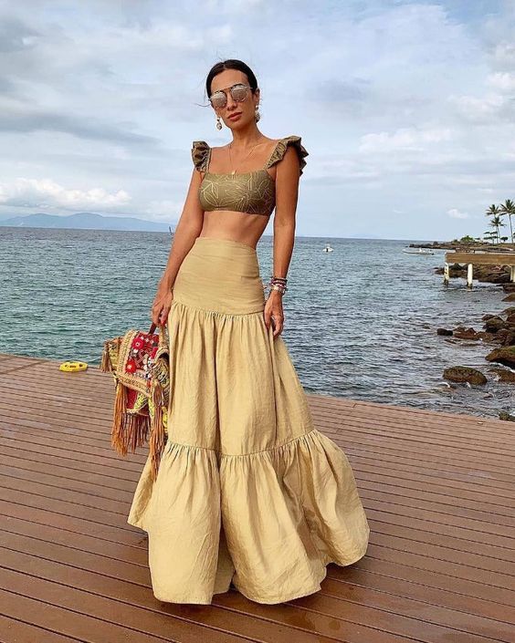 11 Fresh Guest Outfits for a Beach Wedding