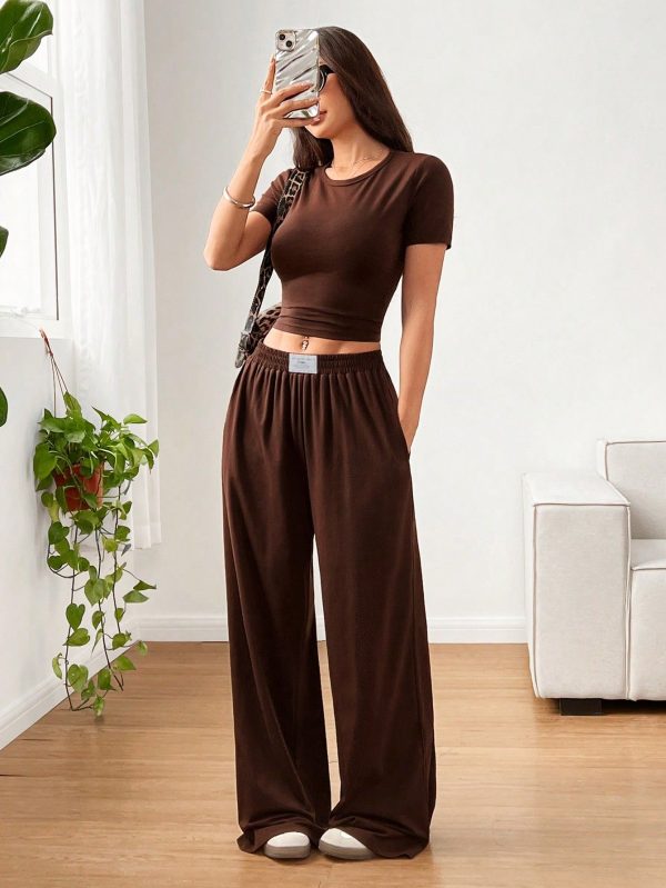 Brown Solid Color Knit Fitted Short Sleeve T-Shirt And Pants Set