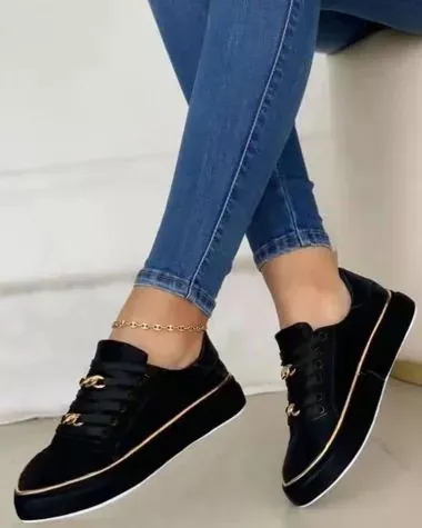 OrcaJump – Stylish Lace-up Platform Sneakers with Chain Embellishments, Perfect for Casual Sports Activities