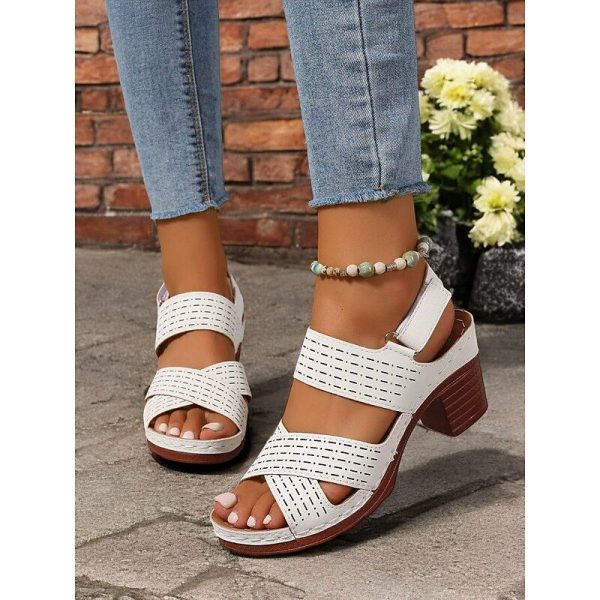 Women's Cut-Out Chunky Heel Sandals with Adjustable Strap – Comfortable and Stylish Shoes for Casual Summer Wear and Outdoor Events