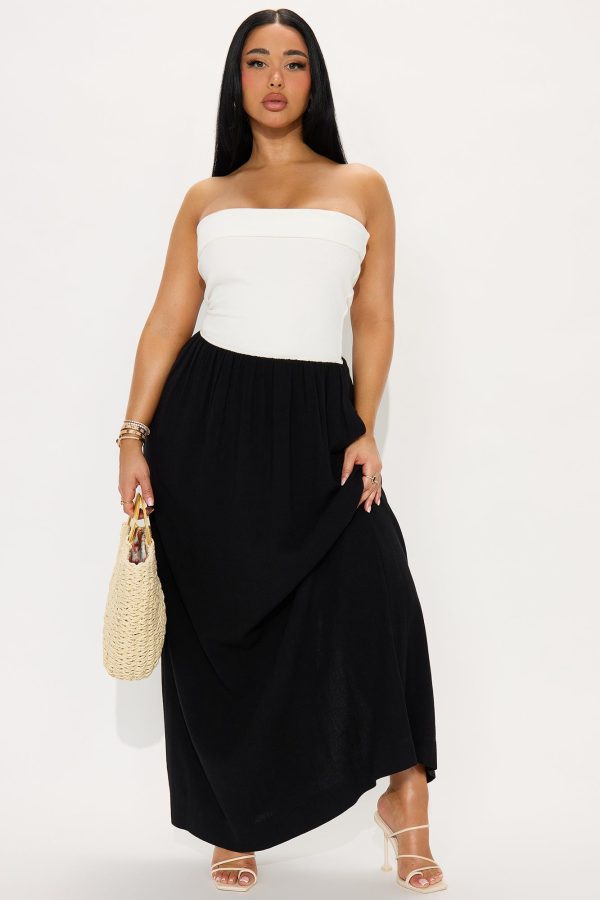 Women's Annabelle Linen Maxi Dress in Black/Combo Size Medium