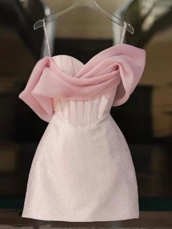 French Temperament Suspender Dress New Design Sense Niche High-end Chic Fishbone Waist