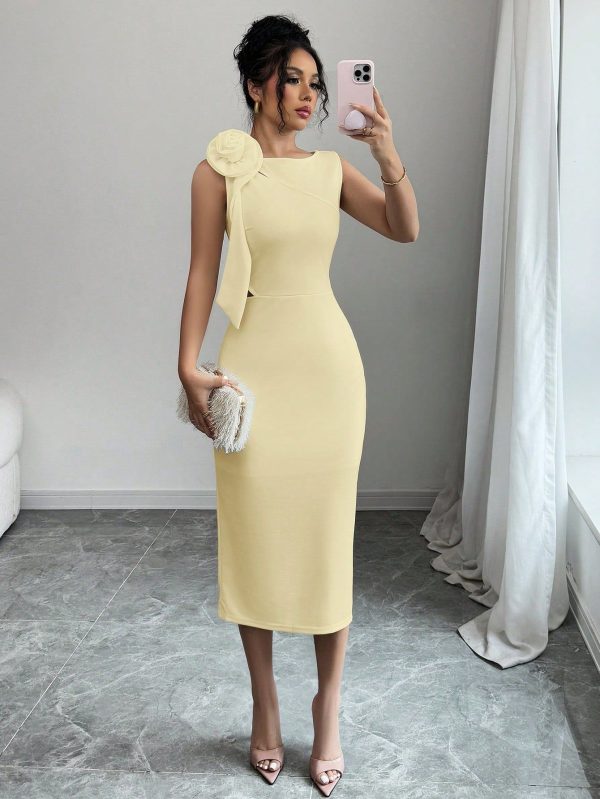 Women's Spring Summer Knit White/Beige Crew Neck Sleeveless Hollow Out 3D Floral Decor Bodycon Mid-Length Dress, Suitable For Dates, Parties, New Year, Valentines Day, Weddings, Music Festivals