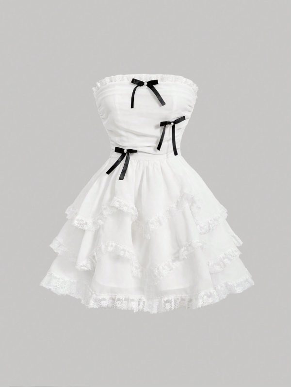 Women's White Strapless Dress With Bow Decoration