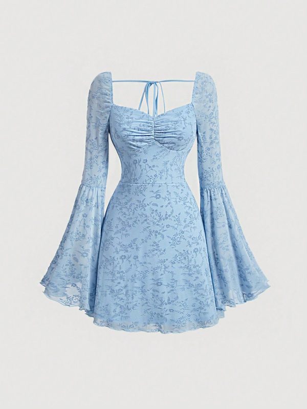 Ladies' Printed Sweetheart Neck Back Strap Dress With Small Flowers