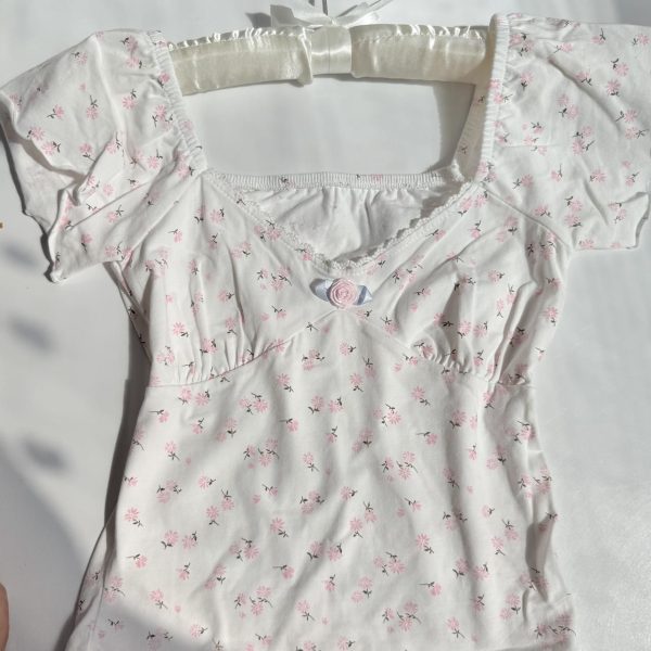 Depop Women's Shirt $28.00