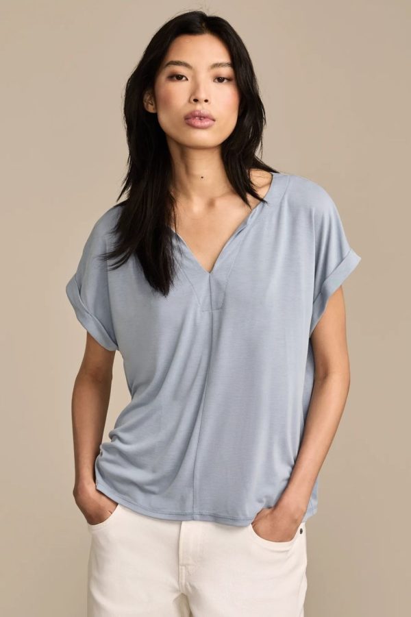 SANDWASH NOTCH NECK TEE
