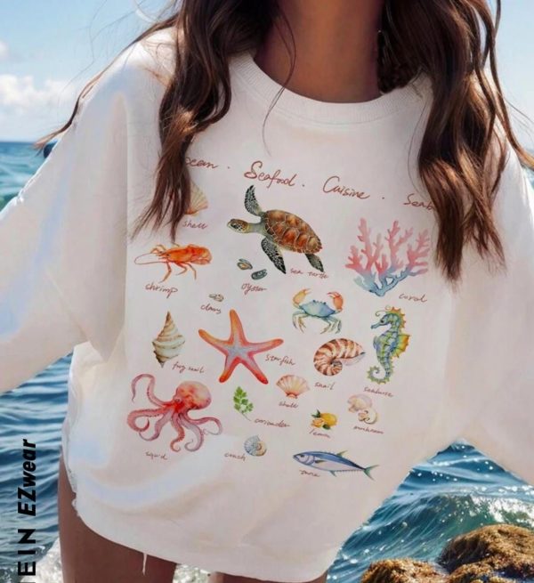 cute loose fit crewneck for fall/summer marine pattern