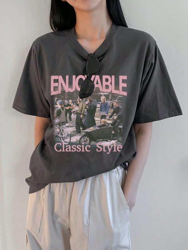 Women's Loose Street Style T-Shirt With Figure Printing