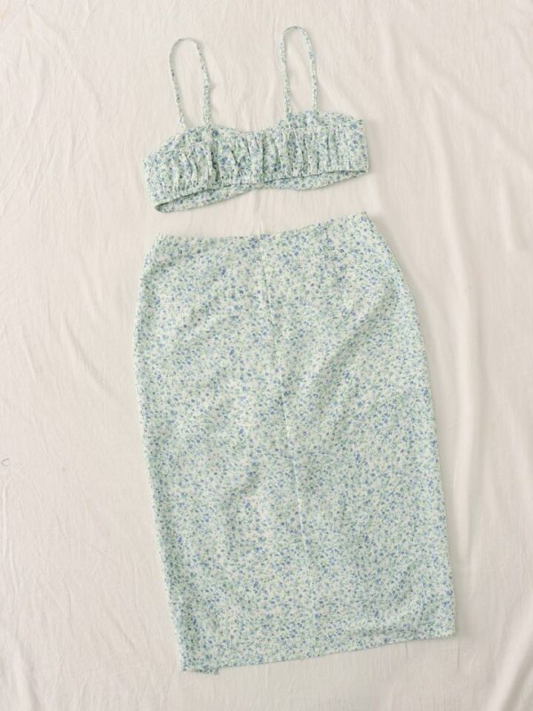 Soleia Ditsy Floral Print Crop Cami Top & Drawstring Ruched Split Thigh Skirt