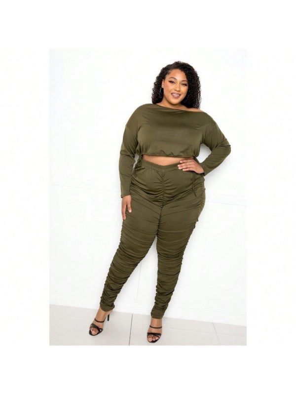Fashion-Forward Off Shoulder Cropped Top & Leggings Set – Must-Have