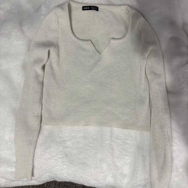 SHEIN Women's Shirt $6.00