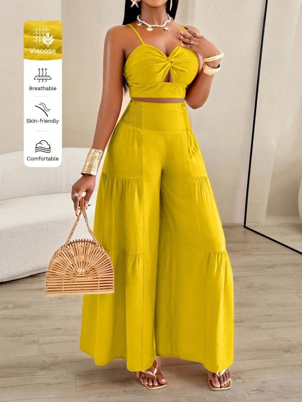 Women's Summer Vacation Twisted Halter Top & Ruched Wide-Leg Pants Two Pieces Set