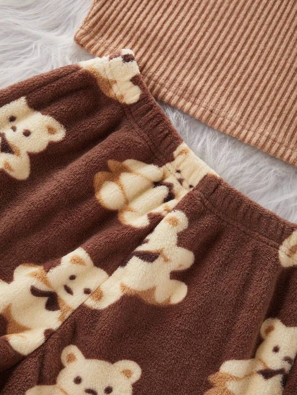 2pcs  Solid Rib Knit Camisole & Flannel Bear Print Shorts Sleepwear Set