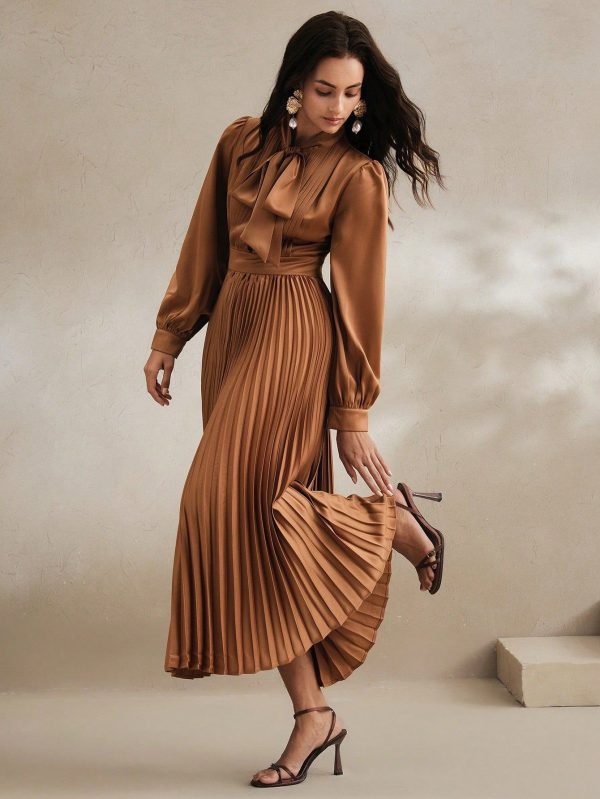 Women Elegant Bow Tie Collar Pleated Dress, Suitable For New Year's Eve Maxi Women Outfit Spring Outfits For Women Summer Clothes Oldmoney,Date Night,Elegant