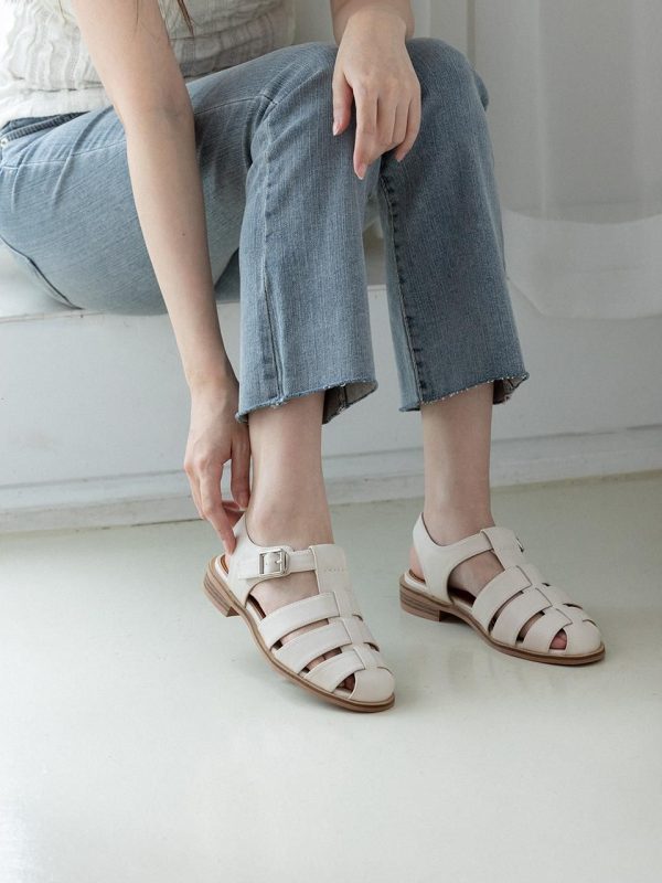 Weaving Buckle Sandal