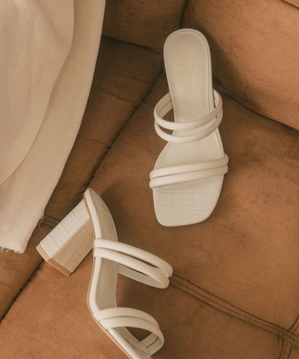 Angela - Strappy Alligator Heel - NUDE / 8.5