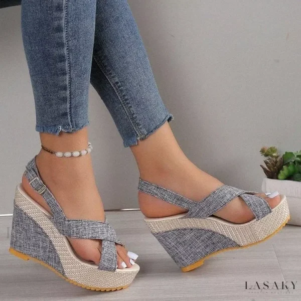 Lasaky - Cross-Strap Waterproof Platform Sandals with Thick Soles, Denim Buckle, and Beach Slides - Grey, 35