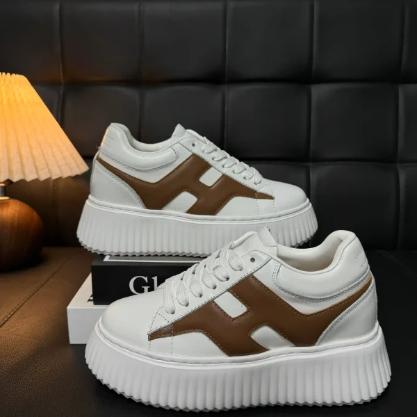 2025 New Sponge Cake Thick Bottom Leather Sports Shoes Color blocked Biscuits Casual White Shoes