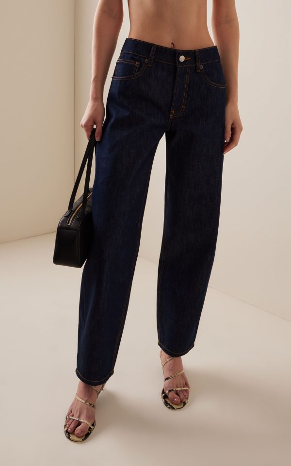 Chic Como Rigid Curve-Leg Jeans 2025