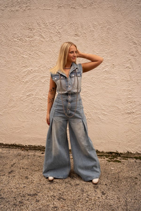 Punchy Wide Leg Sleeveless Jumpsuit - Small