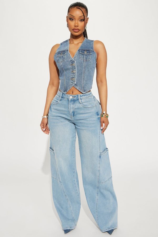 Women's Chasing The Sun Denim Vest Top in Medium Wash Size XL