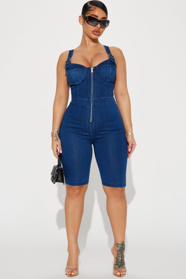 Women's Capture This Denim Romper in Dark Wash Size Small