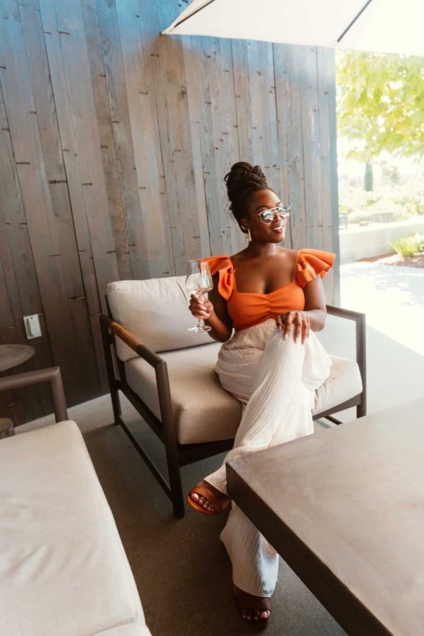 Winery Outfit Ideas (Fall, Summer) + What To Wear