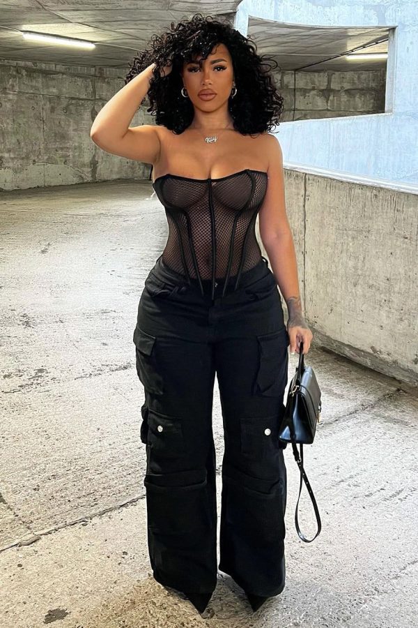 Women's Melrose High Rise Cargo Jean in Black Size 5
