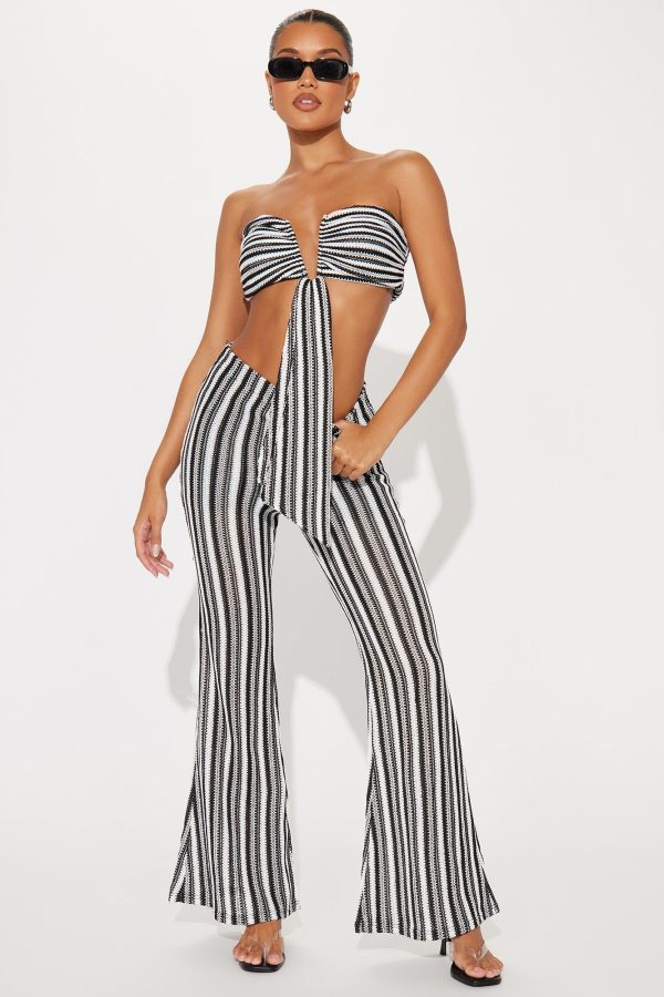 Women's Pool Side Crochet Pant Set in Black/Combo Size Large