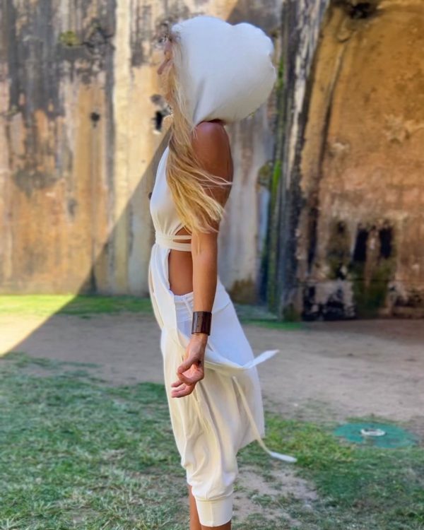 Ray Outfit | Top+Pants - White / Capri 32 inches