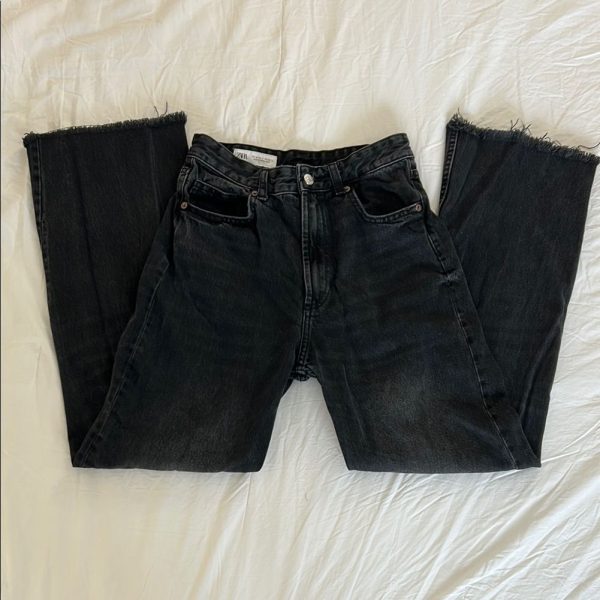 Zara Jeans | Zara High Waisted Loose Straight Leg Jeans Black | Color: Black | Size: 4