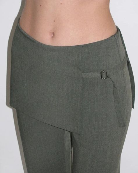 Archive Pants in Dark grey