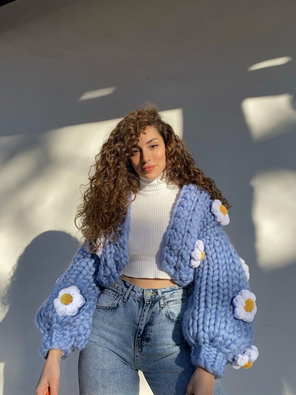 Handmade Blue Daisy Knit Cardigan, Oversized Chunky Cardigan, Balloon Sleeves, Cottagecore Fashion, Christmas Gift, Perfect for Christmas - Etsy