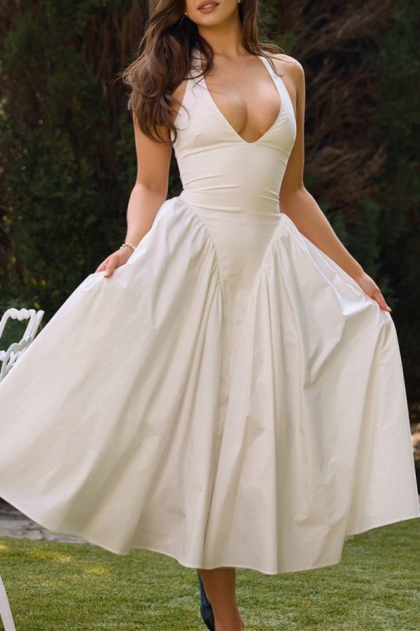 Casual Solid Color Lace Up Ruched Halter Sleeveless Dresses - White / M