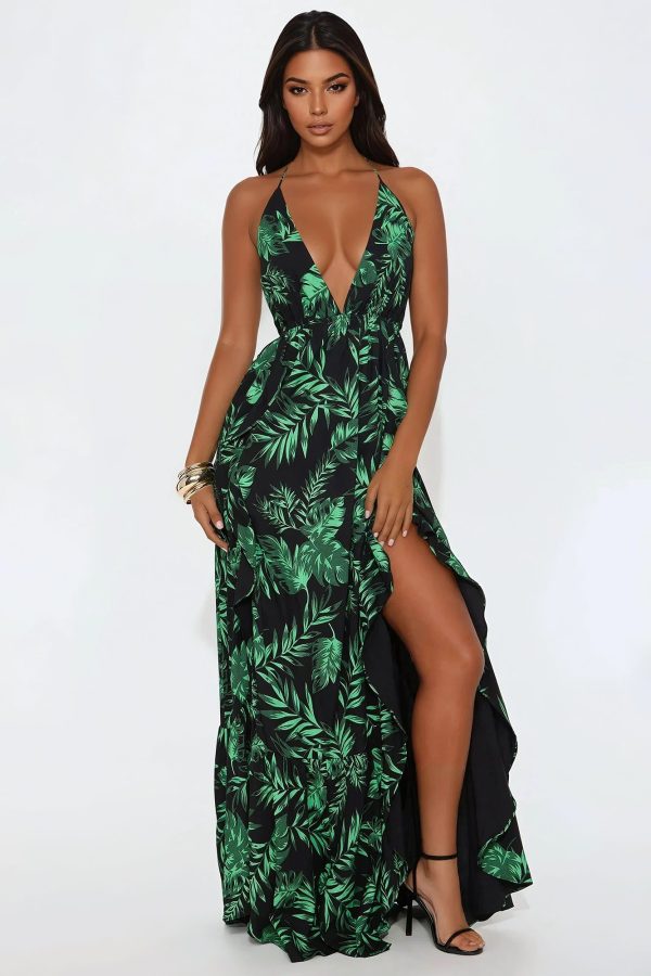 Women's Tropic Beach Printed Maxi Dress in Black/Combo Size 3X