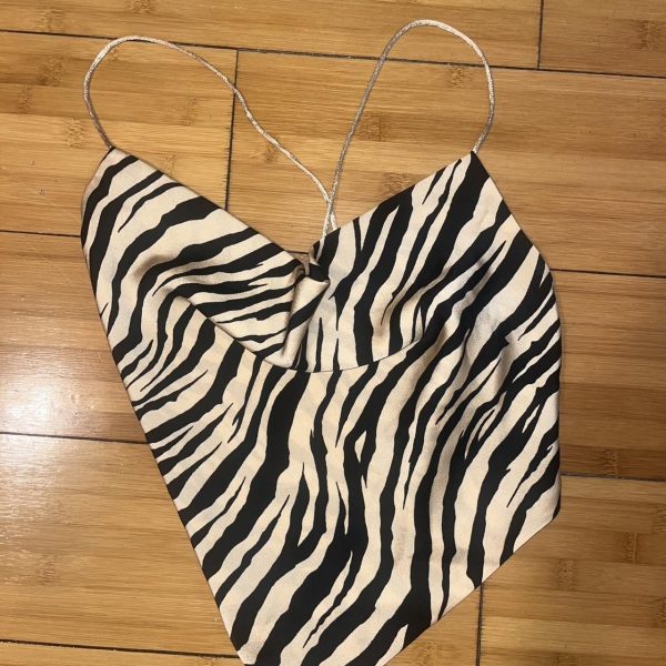 Princess Polly Women's Crop top $9.00